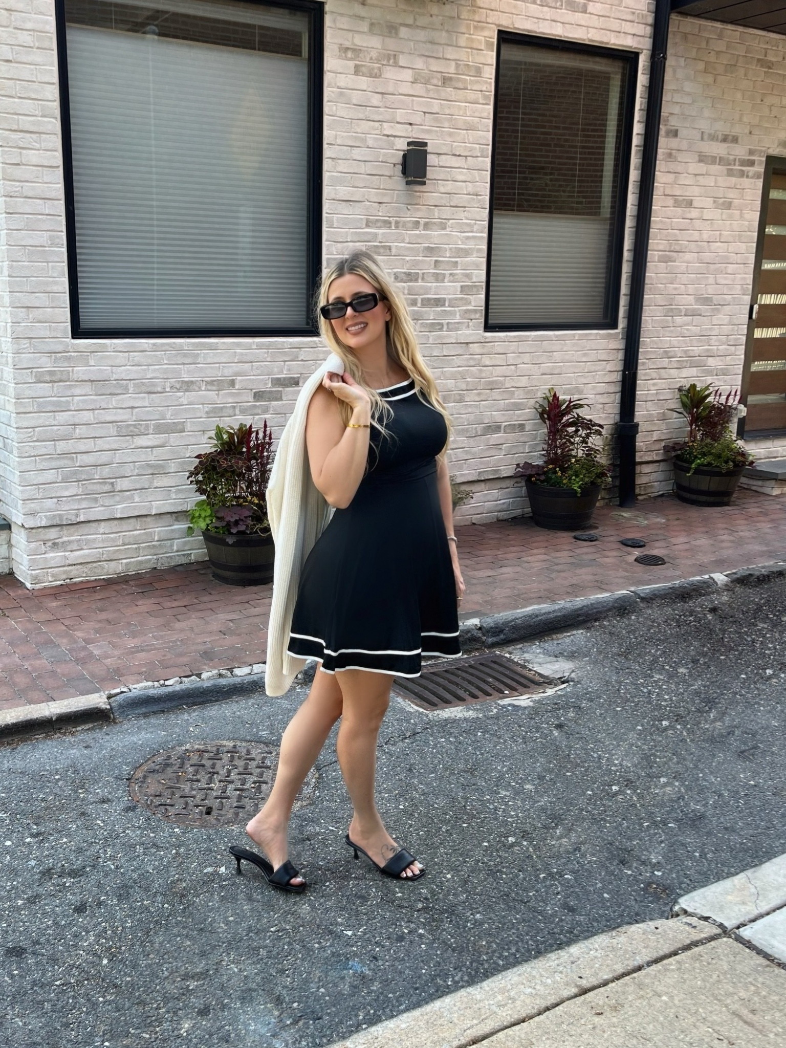 Black and white Meredith Blake style dress. Black athletic dress with a line skirt and white contrast. So comfy and perfect for a bump!

#LTKStyleTip #LTKBump #LTKFindsUnder50