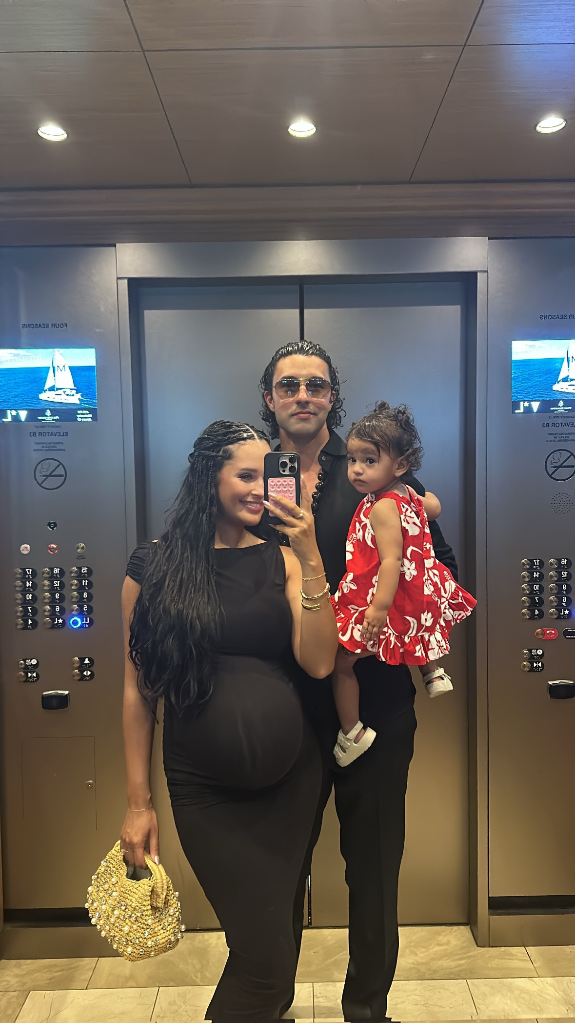 cute family fit for our hawaii babymoon ❤️

#LTKTravel #LTKBaby #LTKFamily