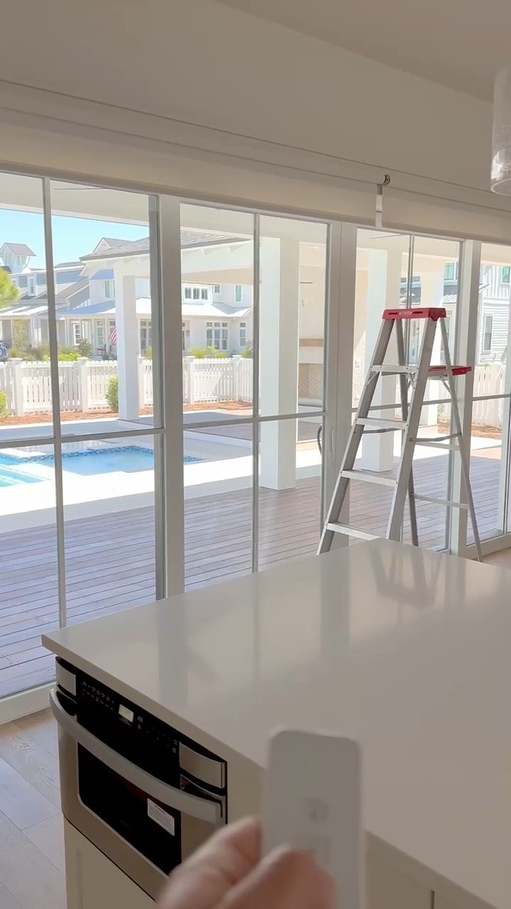 Remote solar shades  

#LTKstyletip #LTKFind #LTKhome