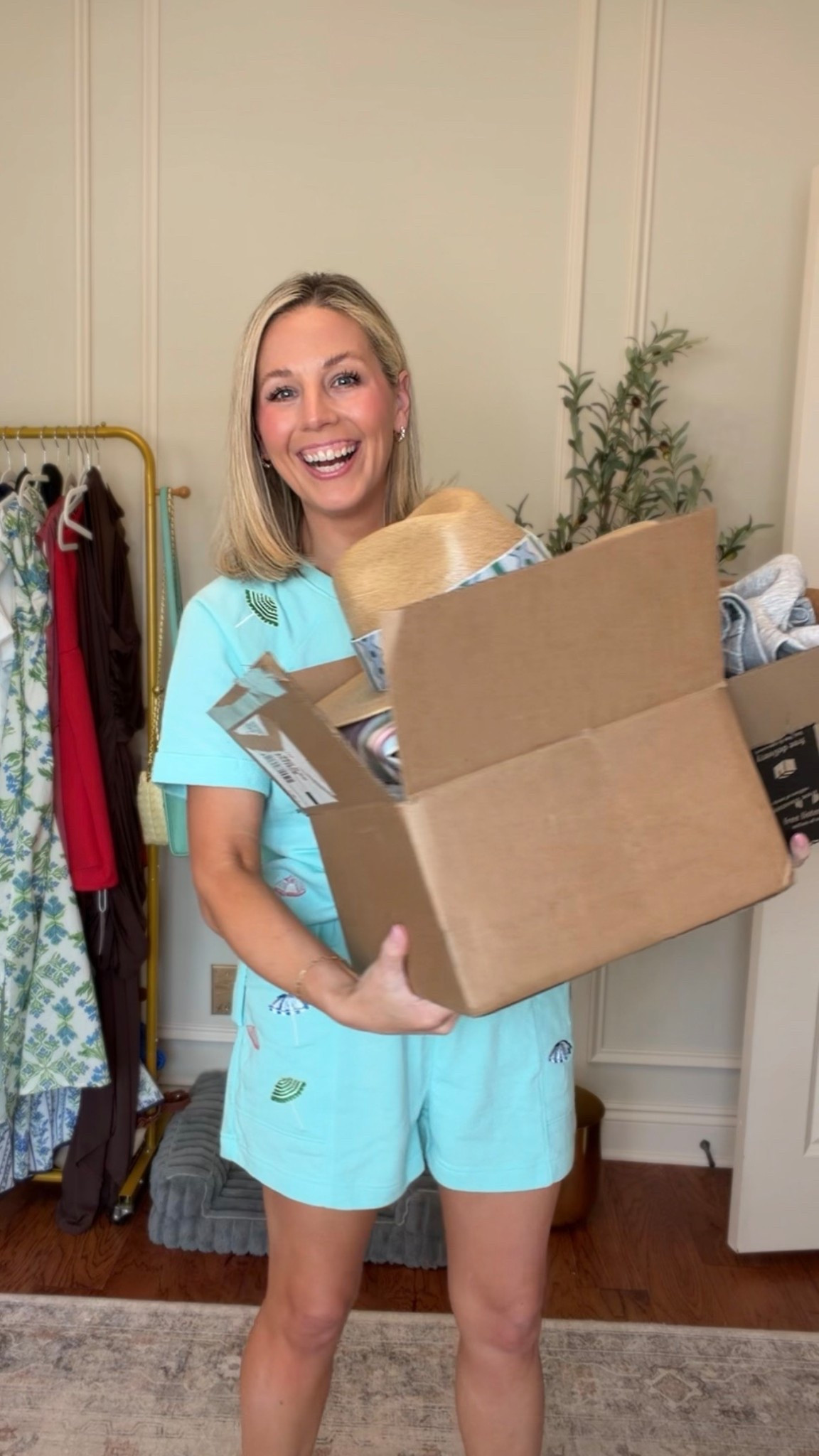 Recent unboxing!! 

#LTKmomlife #LTKPetite #LTKootd