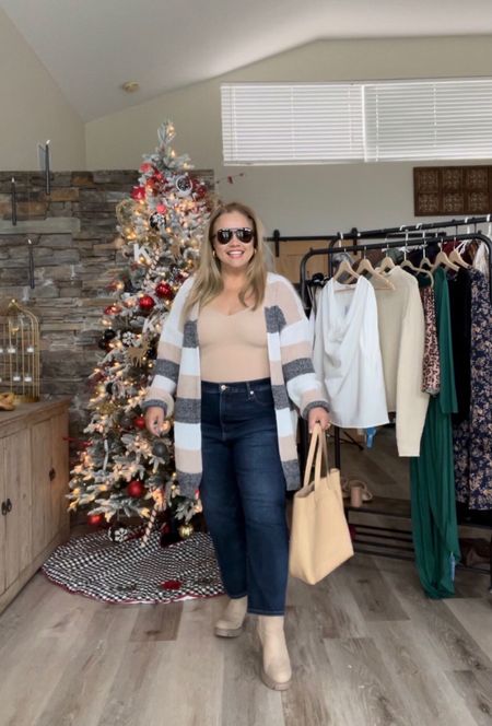 Casual and comfortable outfit idea! This cardigan is perfect for travel outfit 🥰



#LTKcurves #LTKGiftGuide #LTKHoliday
