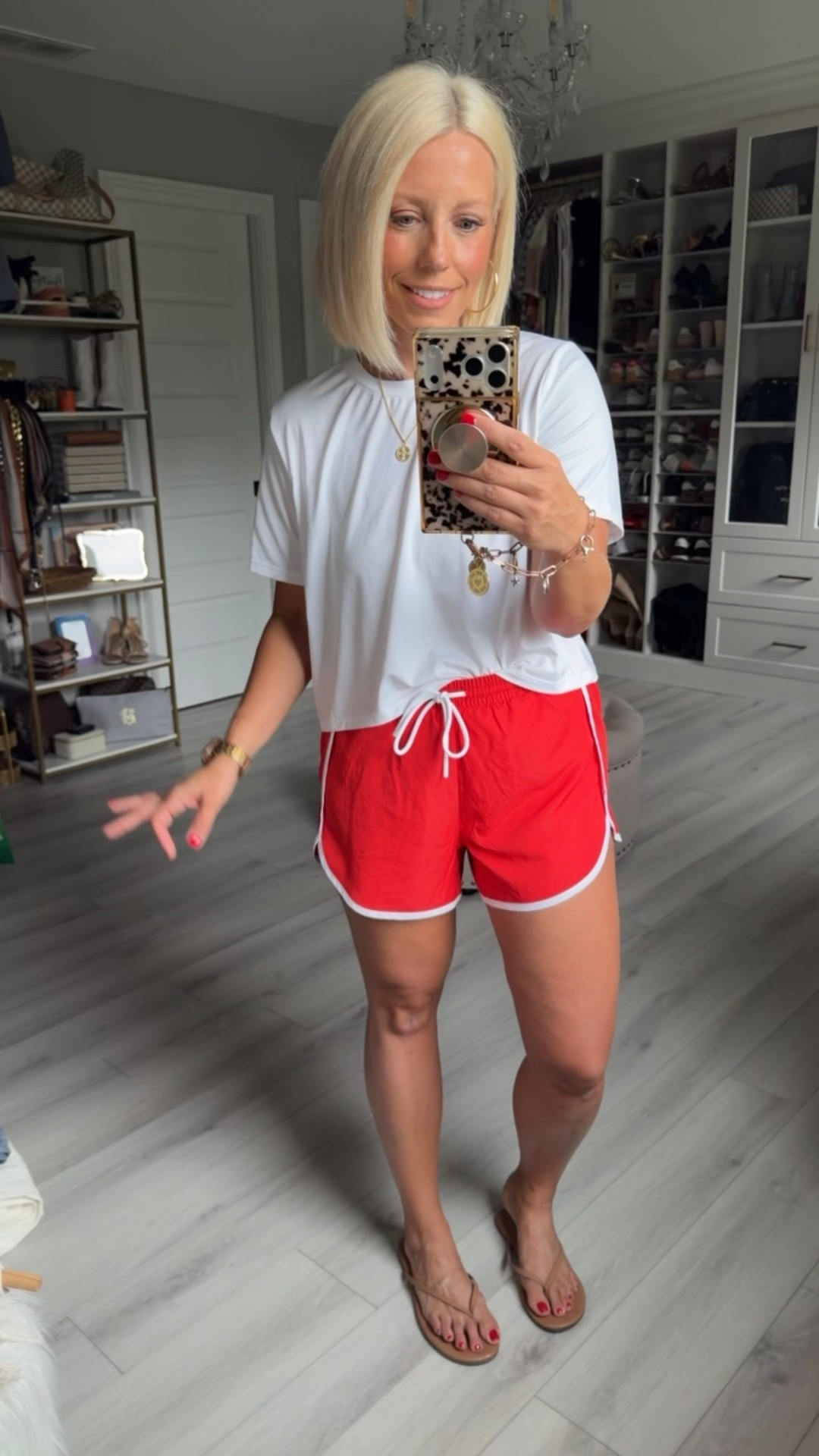 Tee and shorts small

#LTKootd #LTKmomlife #LTKfitnessgoals