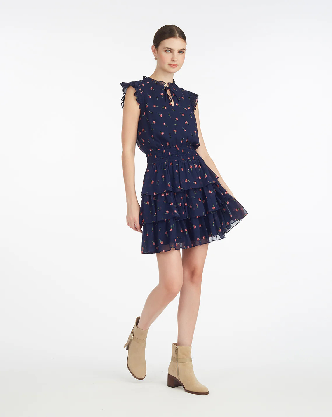 Alana Tiered Dress in Ditsy Autumn Flowers | Draper James (US)