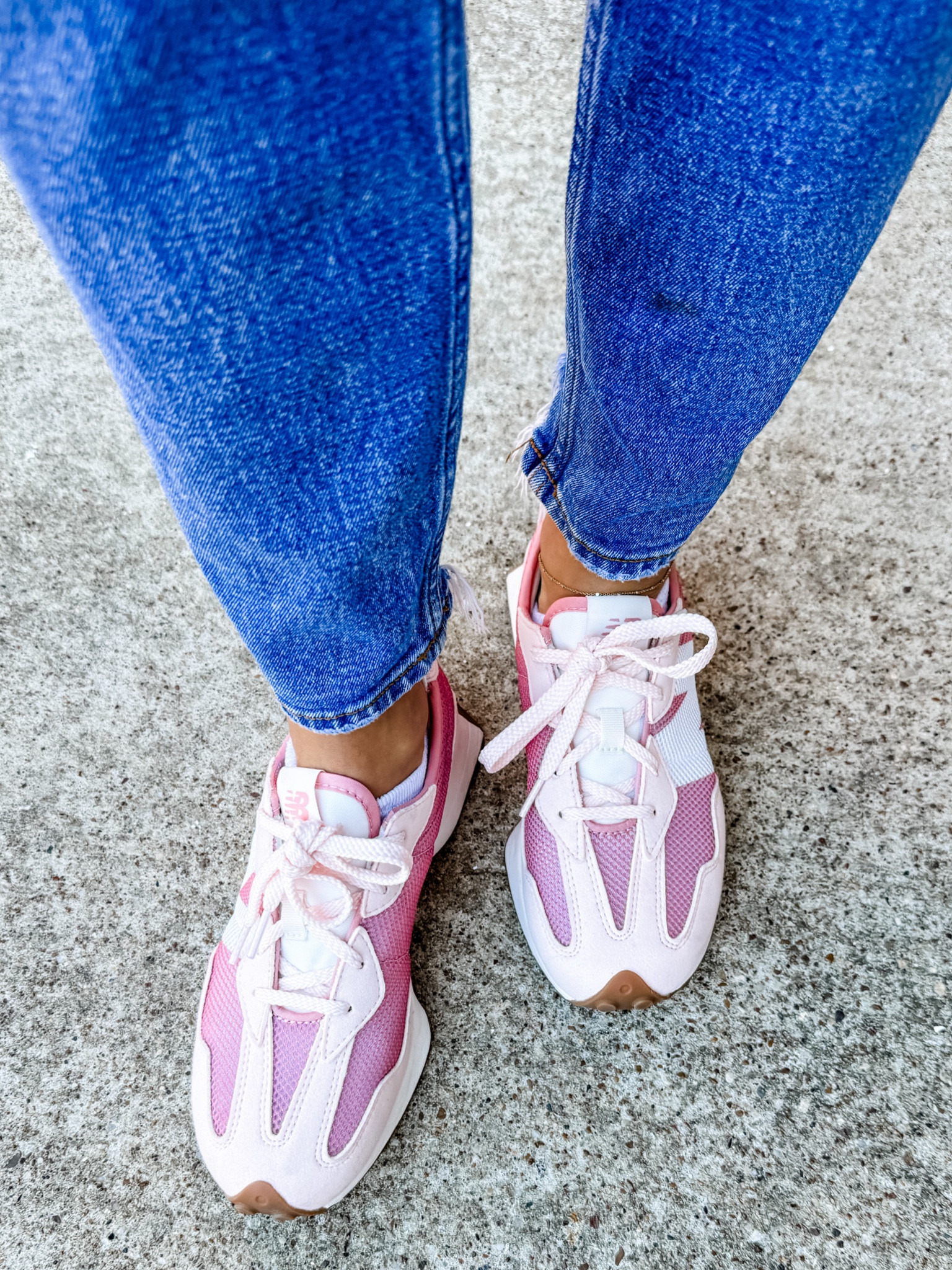 New balance 327 sneakers  back in stock very limited sizes! 

#LTKfindsunder100 #LTKstyletip