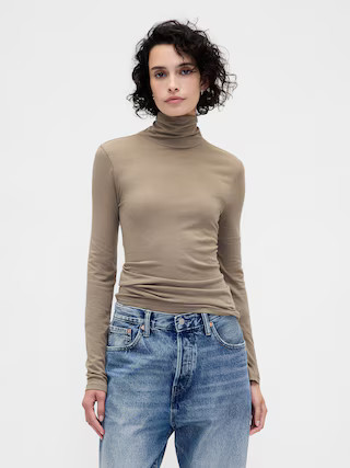 Featherweight Turtleneck | Gap (CA)