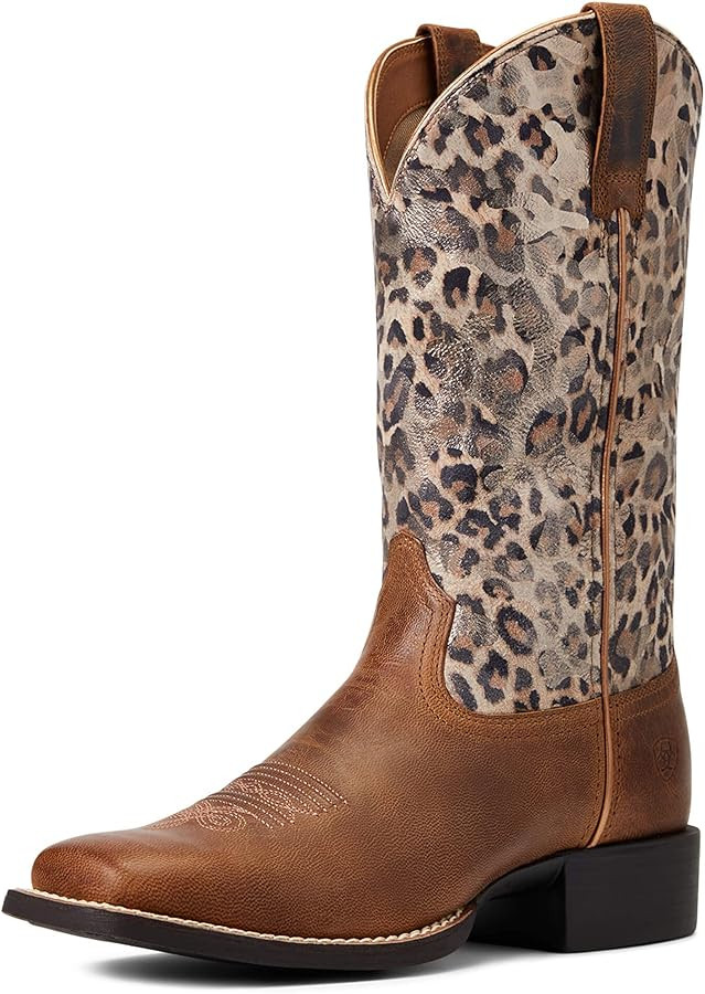 Ariat Women's Round Up Wide Square Toe Western Boot | Amazon (US)