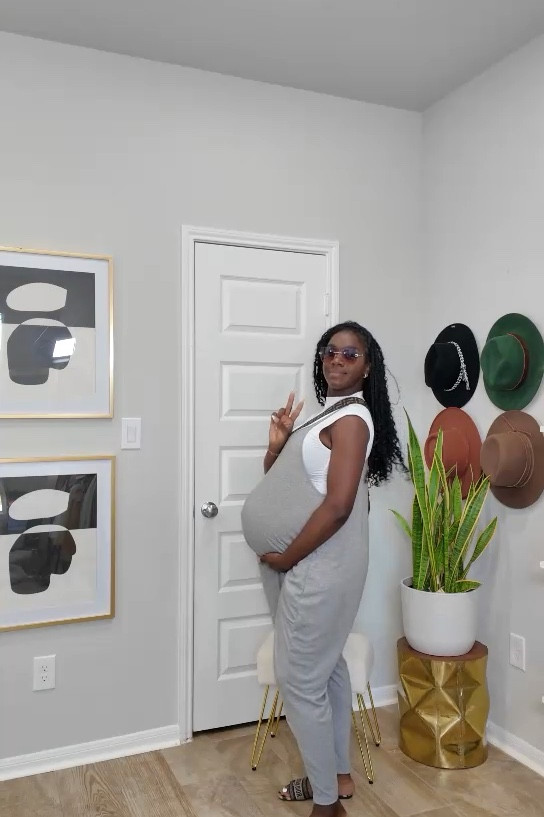 Rock your baby bump in style! These looks aren't maternity wear, but they're perfect for every stage. #BumpFriendlyFashion

#LTKBump #LTKVideo #LTKStyleTip