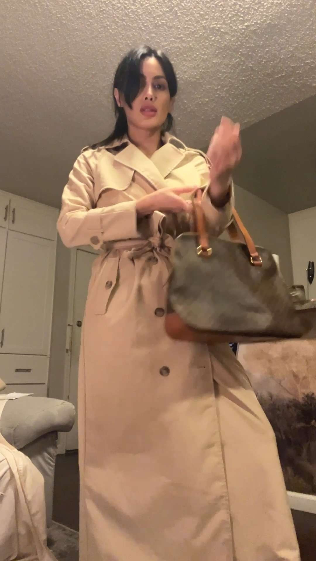 💼 This Vintage Celine Bag REDUCED My Closet Stress 😍

If you’re done with trendy bags that don’t last, the Celine Macadam Domed Satchel might just be your wardrobe’s new best friend. In my honest review, I’m spilling why this vintage bag is a quietly powerful investment — from craftsmanship to everyday practicality.

✨ Fits everything you need ✨ Timeless, chic, and versatile ✨ Vintage vs. new: which is worth it?

If you love timeless luxury, capsule wardrobes, and designer pieces that get better with age, this is for you.

💬 Would you invest in vintage Celine, or stick with new?

🖤 Full review & outfit ideas 👉 https://stylebygia.com/celinesatchel 

#CelineMacadam #VintageCeline #CelineDomedSatchel #DesignerBagReview #QuietLuxuryBag #TimelessDesignerBag #CapsuleWardrobeHandbag #VintageLuxuryHandbag #DesignerBagInvestment #EverydayLuxuryBag #ClassicCelineHandbag #CelineBagReview #CelineMacadamBag #LuxuryBagLover #ItalianLuxuryBag #BestVintageCeline #ClosetUpgrade #LuxuryWardrobe #InvestmentHandbag #ElegantStyle 

 #LTKgrwm #LTKWorkwear #LTKTravel