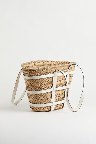 Straw bag | H&M (UK, MY, IN, SG, PH, TW, HK)