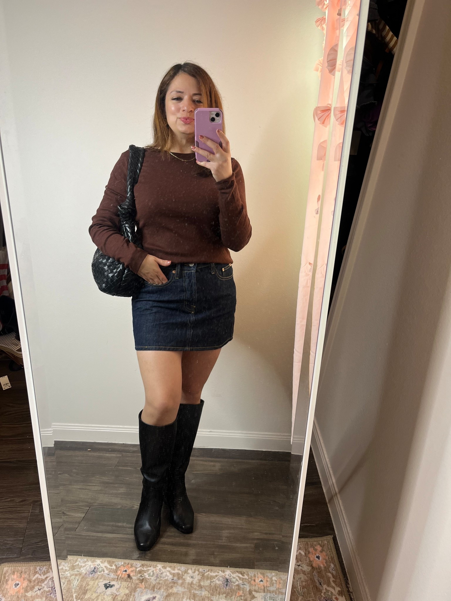 Long sleeve brown ribbed top size medium styled with a denim skirt 



#LTKSeasonal #LTKPetite