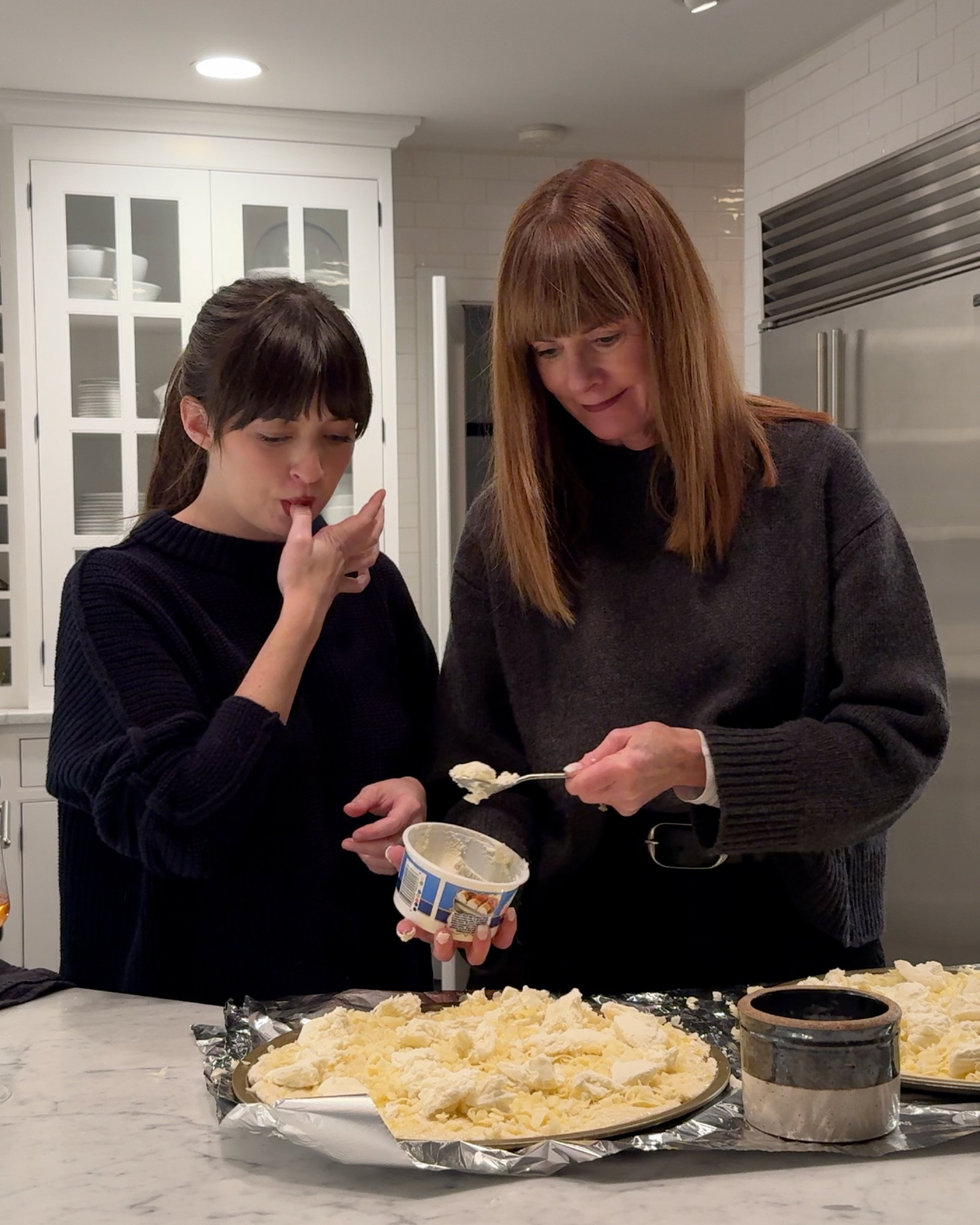 in good company, episode 1: our outfits! ✨🍾🍕

#LTKHome #LTKSeasonal #LTKStyleTip