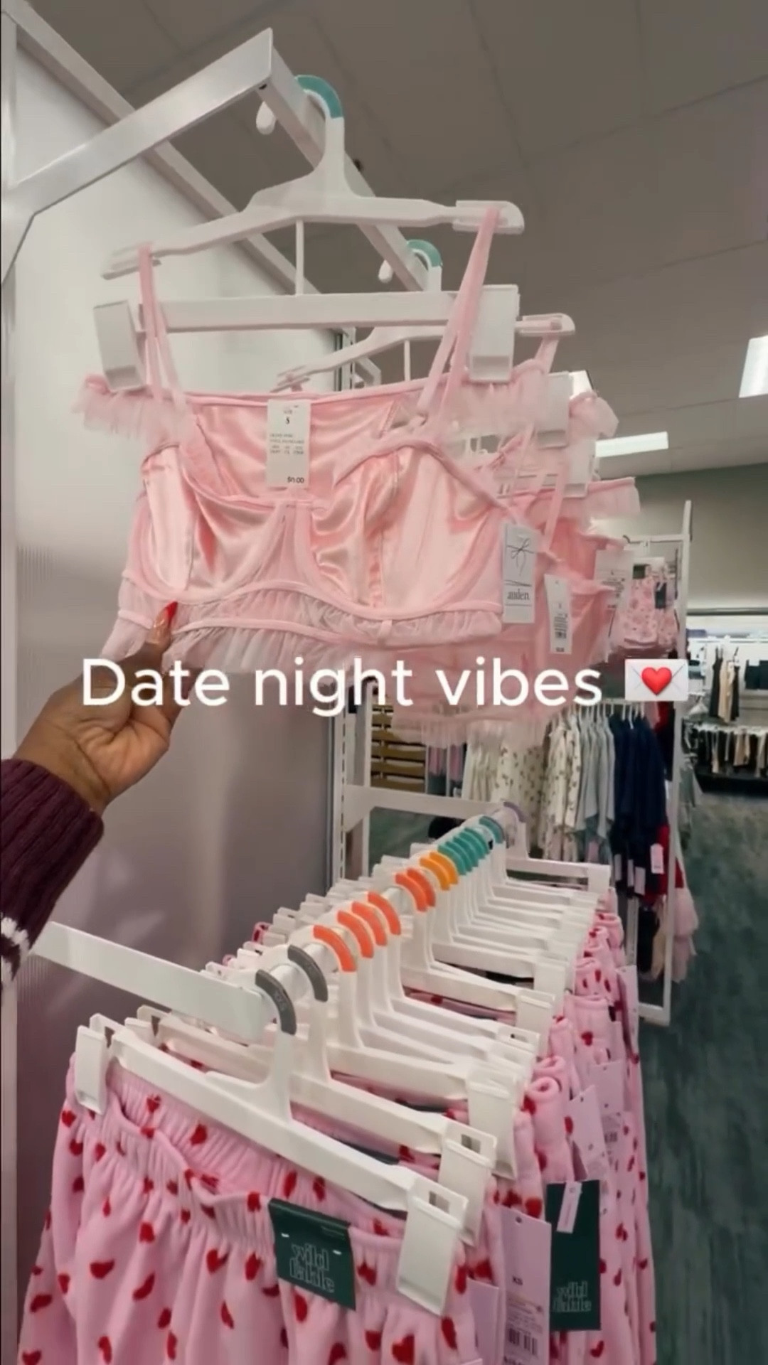 Valentine’s pieces from Target.🎯 

#TargetFinds #ValentinesStyle @target #MomOutfit #Fyp1 #BudgetFriendlyLooks

#LTKFindsUnder50 #LTKSaleAlert #LTKmomlife