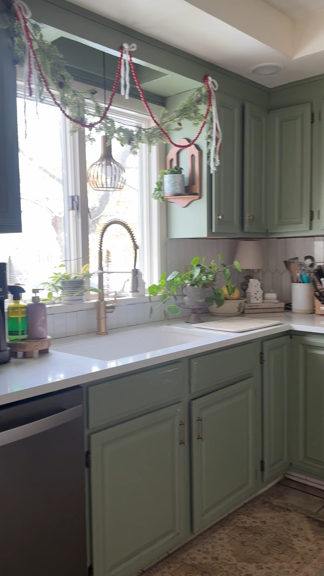 A touch of Christmas sparkle in the kitchen — ready for cookies, cocoa, and cozy vibes. ✨🍪



#LTKHoliday #LTKHome #LTKSeasonal