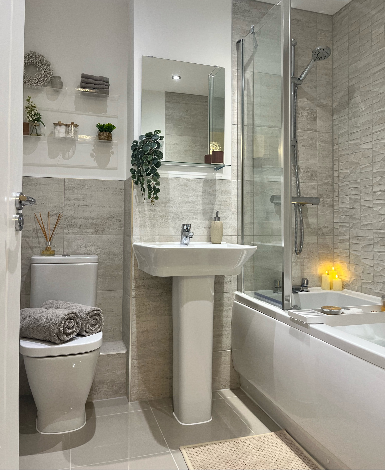 Bathroom design, neutral bathroom decor, modern bathroom, home inspo, bathroom accessories

#LTKhome #LTKuk #LTKluxury