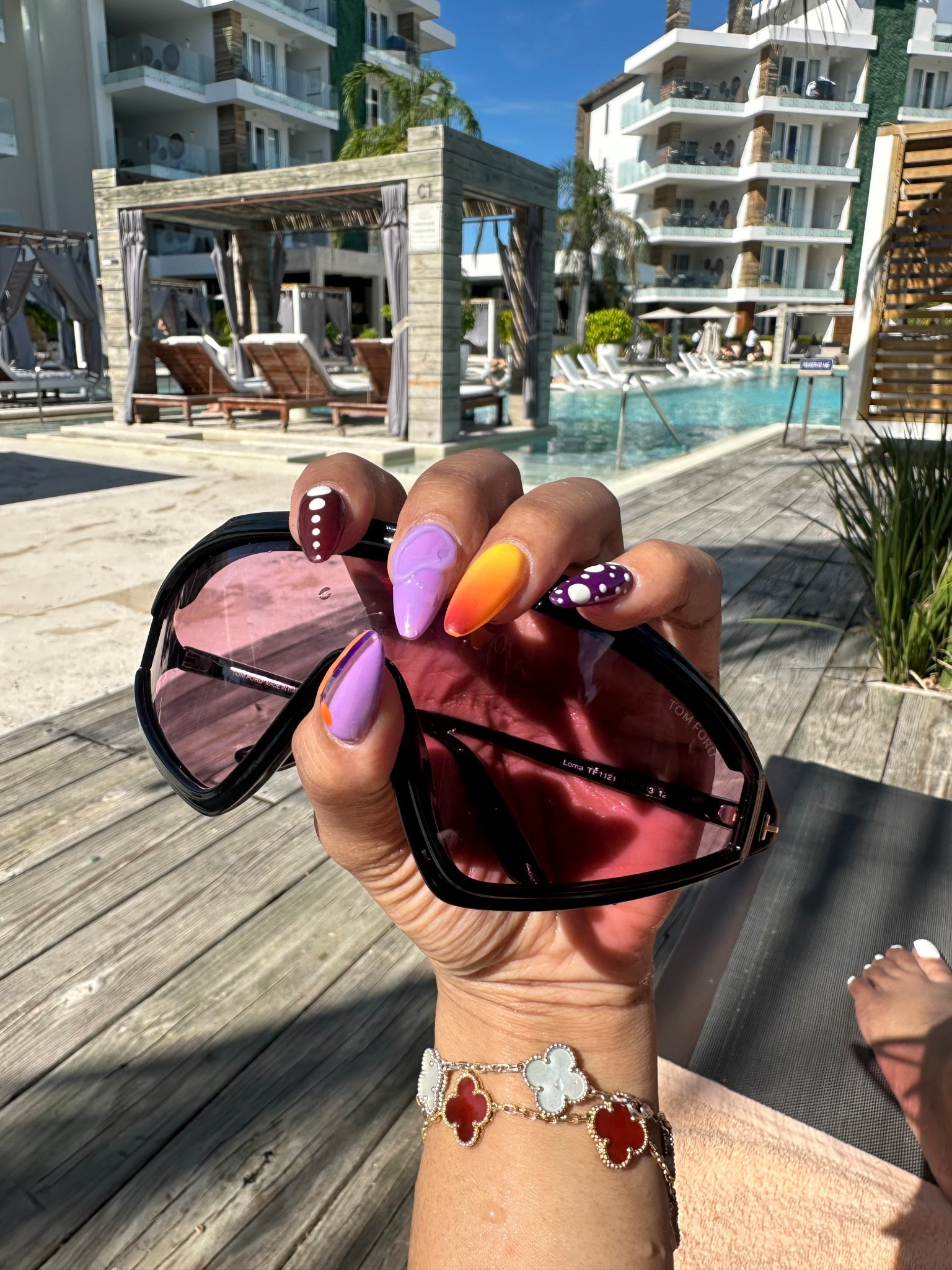 Vaca Sunnies 💜

#LTKgrwm #LTKootd #LTKSeasonal