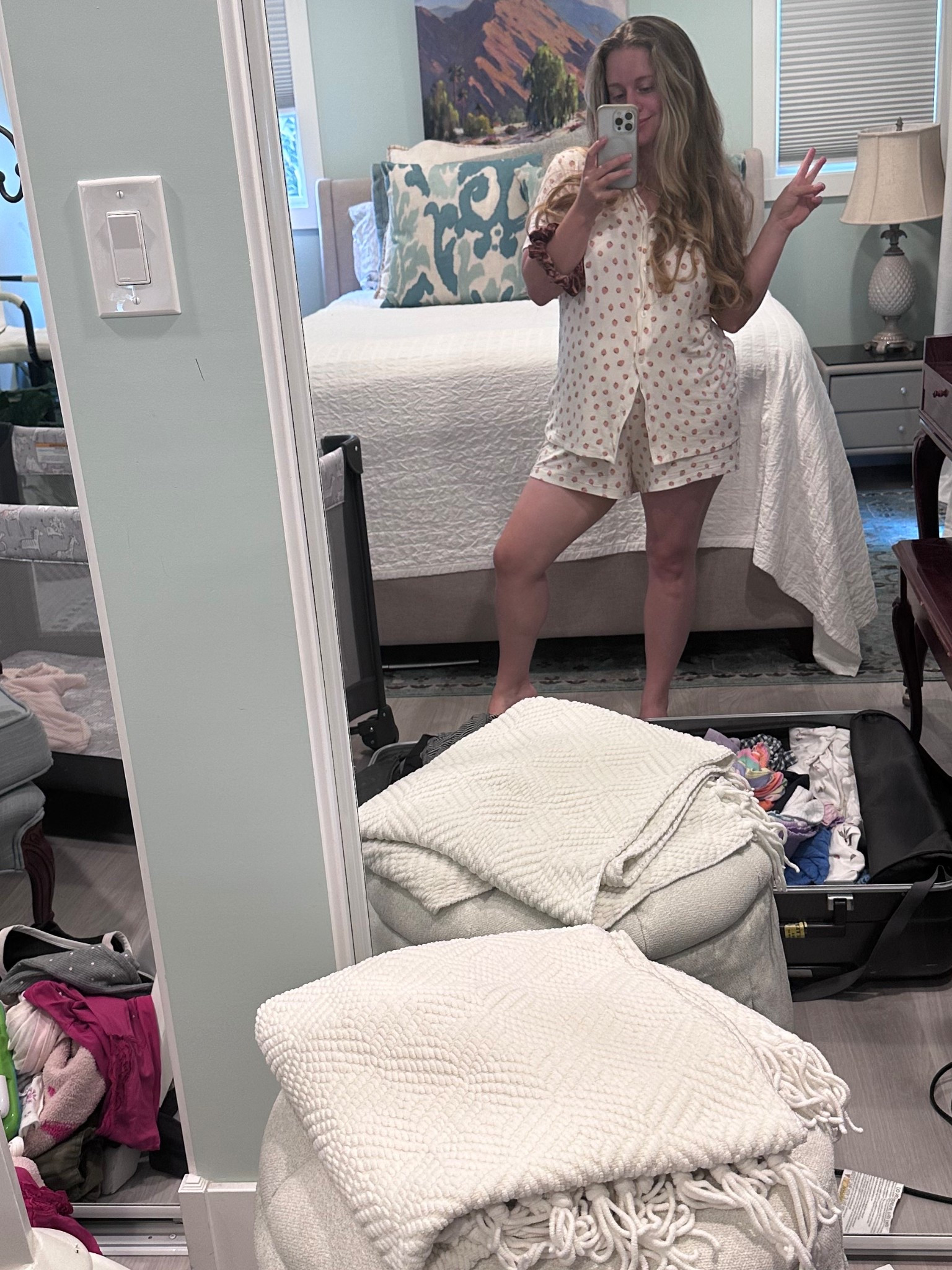 Morning from CA ☀️ the Sofia Grainge Mommy and Me jams are 10/10 🙏

#LTKFindsUnder50 #LTKStyleTip