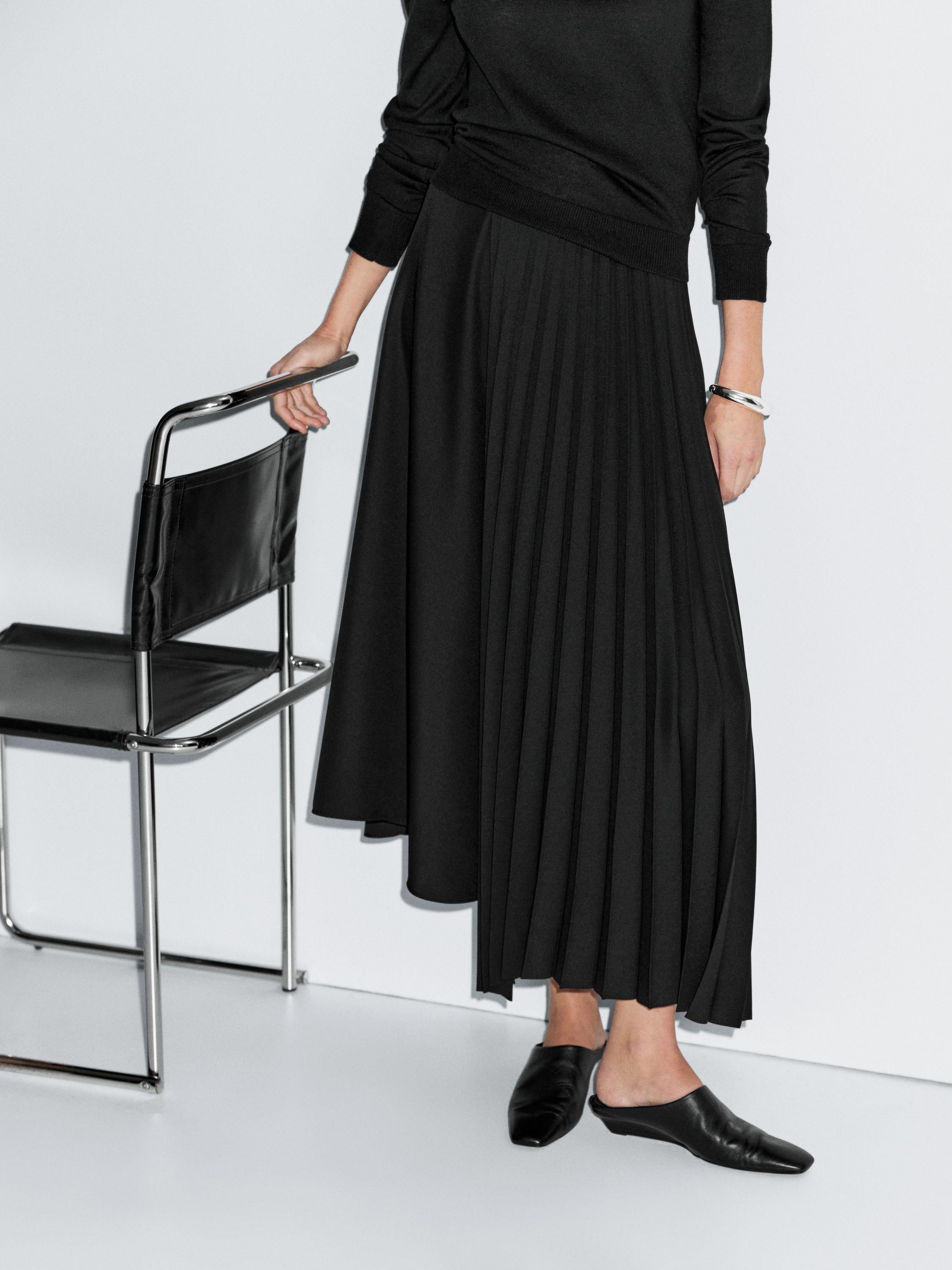 Asymmetric box pleat skirt | Massimo Dutti UK