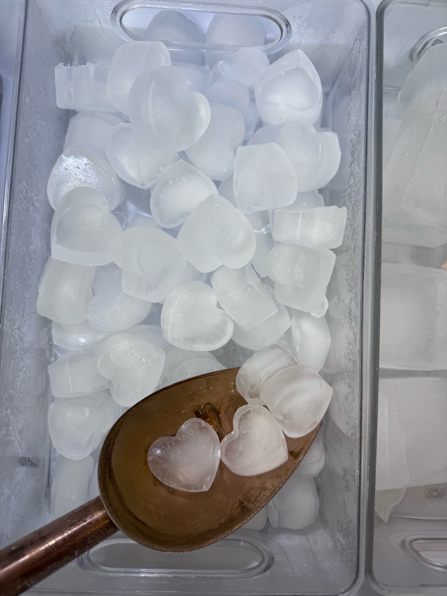 My lil heart ice Makes me happy 

#LTKeurope #LTKhome #LTKSeasonal