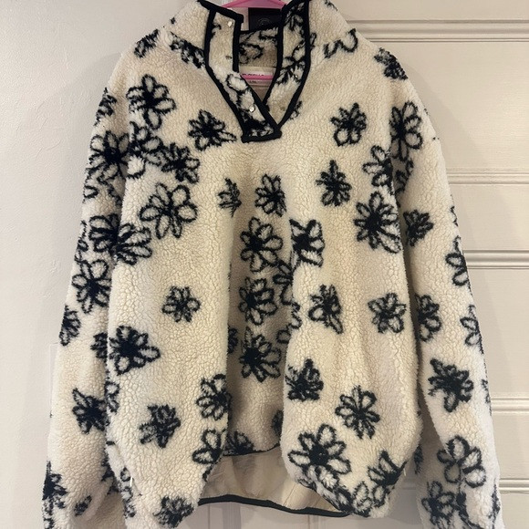 Parke Floral Fleece | Poshmark