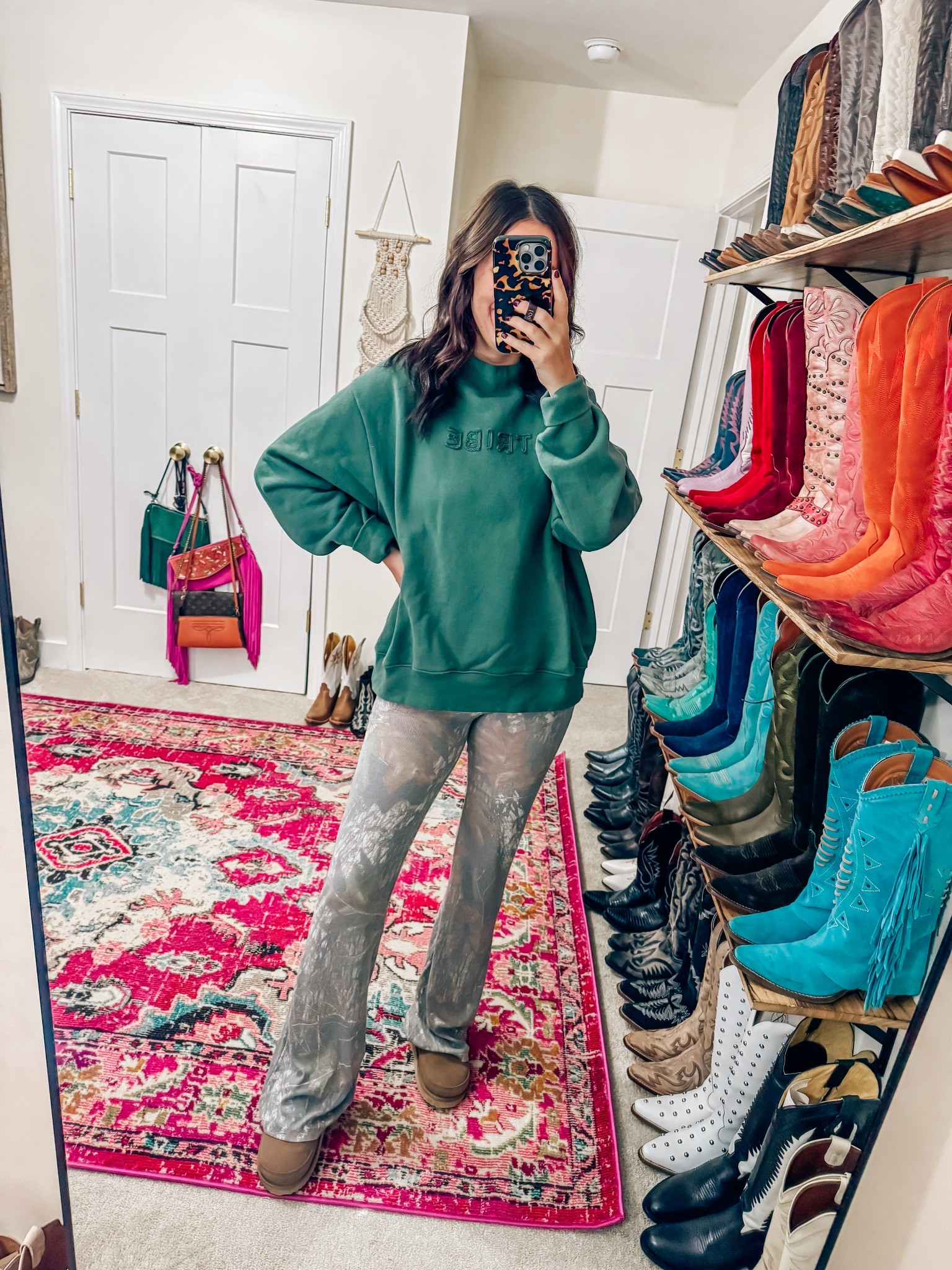 Tribe Kelley mossy oak yoga flare pants in a large for the length and a mock neck in medium 

#LTKgrwm #LTKootd #LTKStyleTip