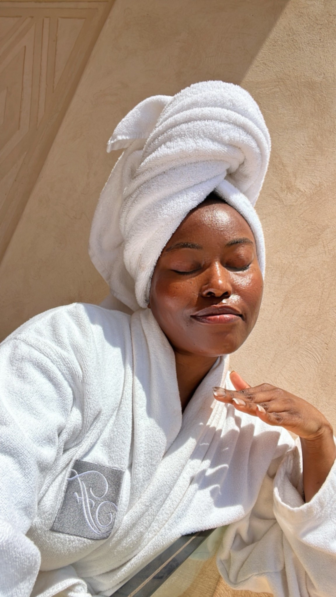 AM glowing summer skincare favorites for #dryskin

#LTKTravel #LTKSummerEdit #LTKBeauty