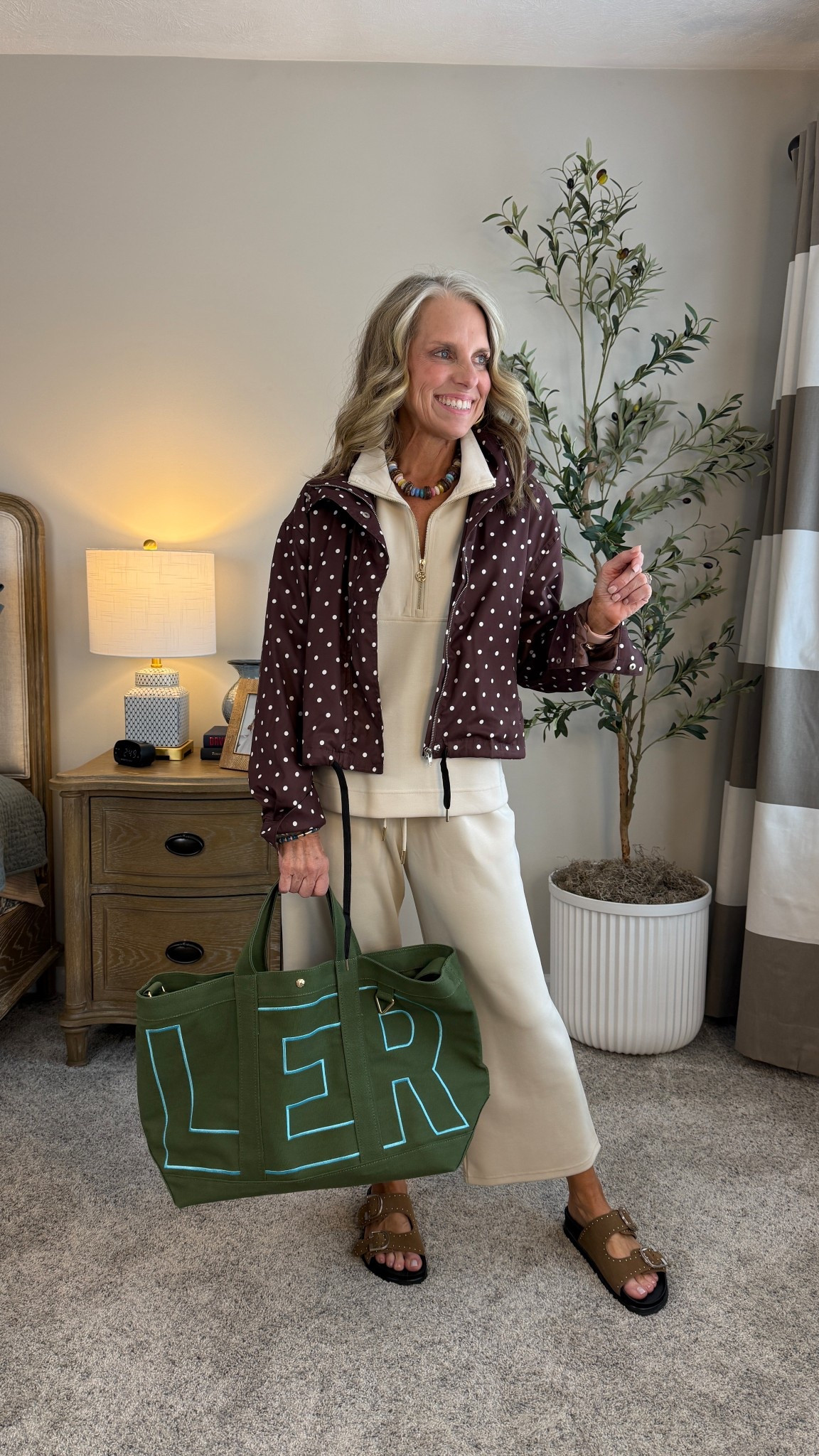 Use code COASTTOCOAST for 20% off at Mary Square 
Wearing smalls 

#LTKTravel #LTKOver40 #LTKootd