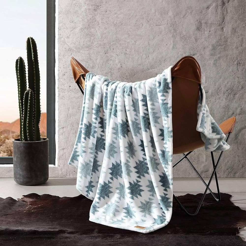 Wrangler - Throw Blanket, Soft Plush Fleece Bedding, Western Decor for Bed or Couch (Canyon Ikat ... | Amazon (US)