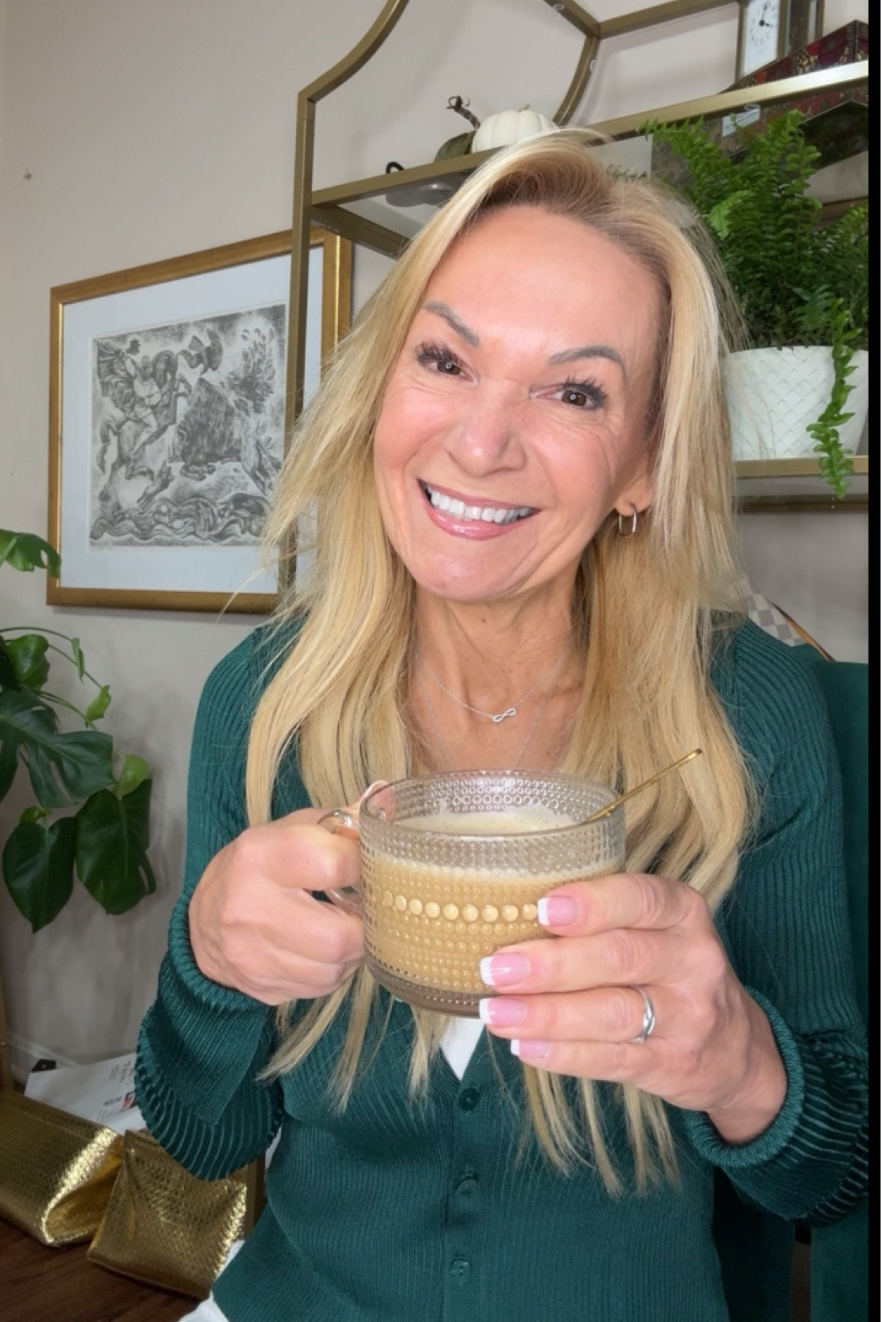 Took this shot right before going live on Insta- it’s all of my favorite things. New Abercrombie sweater that I can’t get enough of and smart sexy coffee in the most perfect mug ever. The sweater and the mug are both great gifts- or do what I did and gift yourself!

xoxo
Elizabeth 



#LTKGiftGuide #LTKHoliday #LTKover40