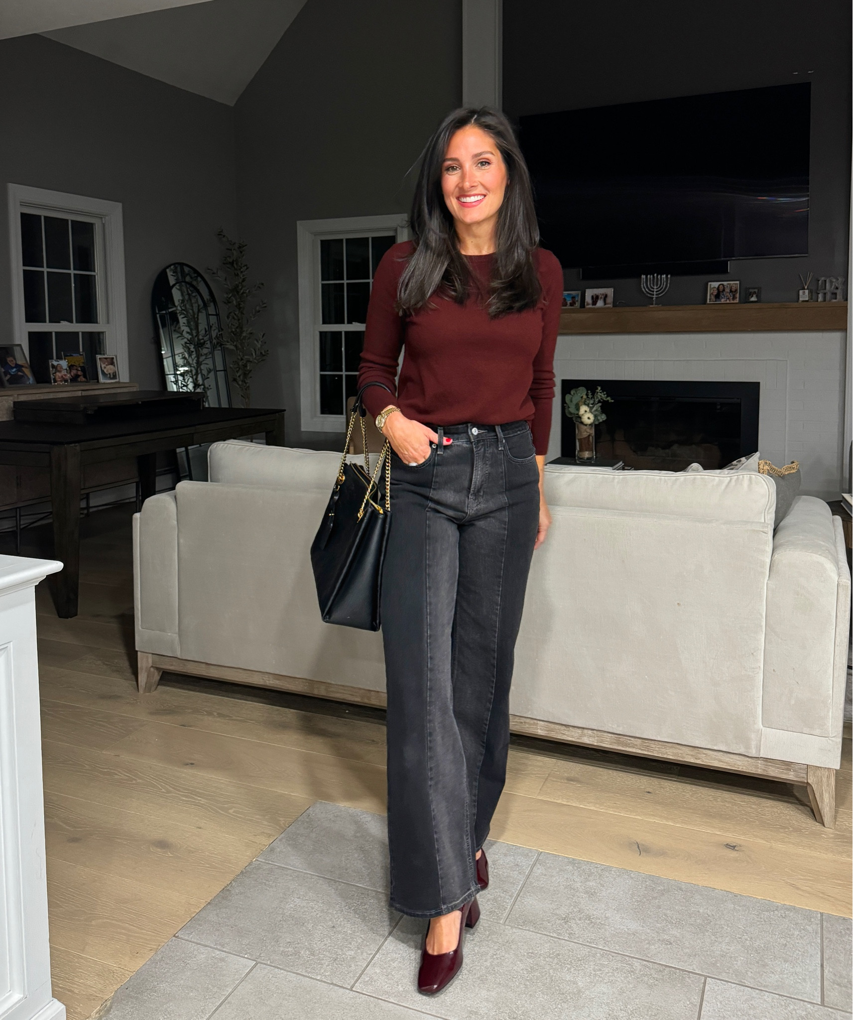 Girls’ night fit: trendy, comfortable, elevated with some fall vibes 🍁🍷 
#fallfashion #fallinspo #winteroutfit #falloutfit #outfitidea #deepautumn #burgundy 

#LTKFindsUnder50 #LTKStyleTip #LTKSeasonal