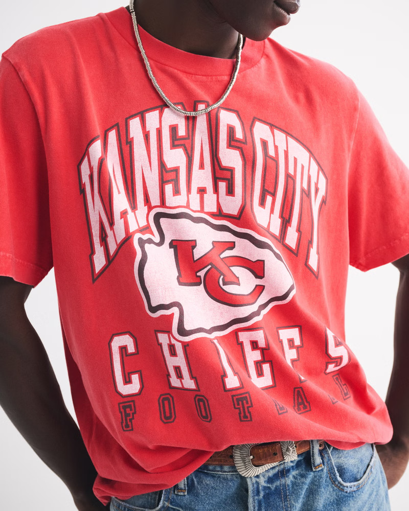 Kansas City Chiefs Vintage-Inspired Graphic Tee | Abercrombie & Fitch (US)
