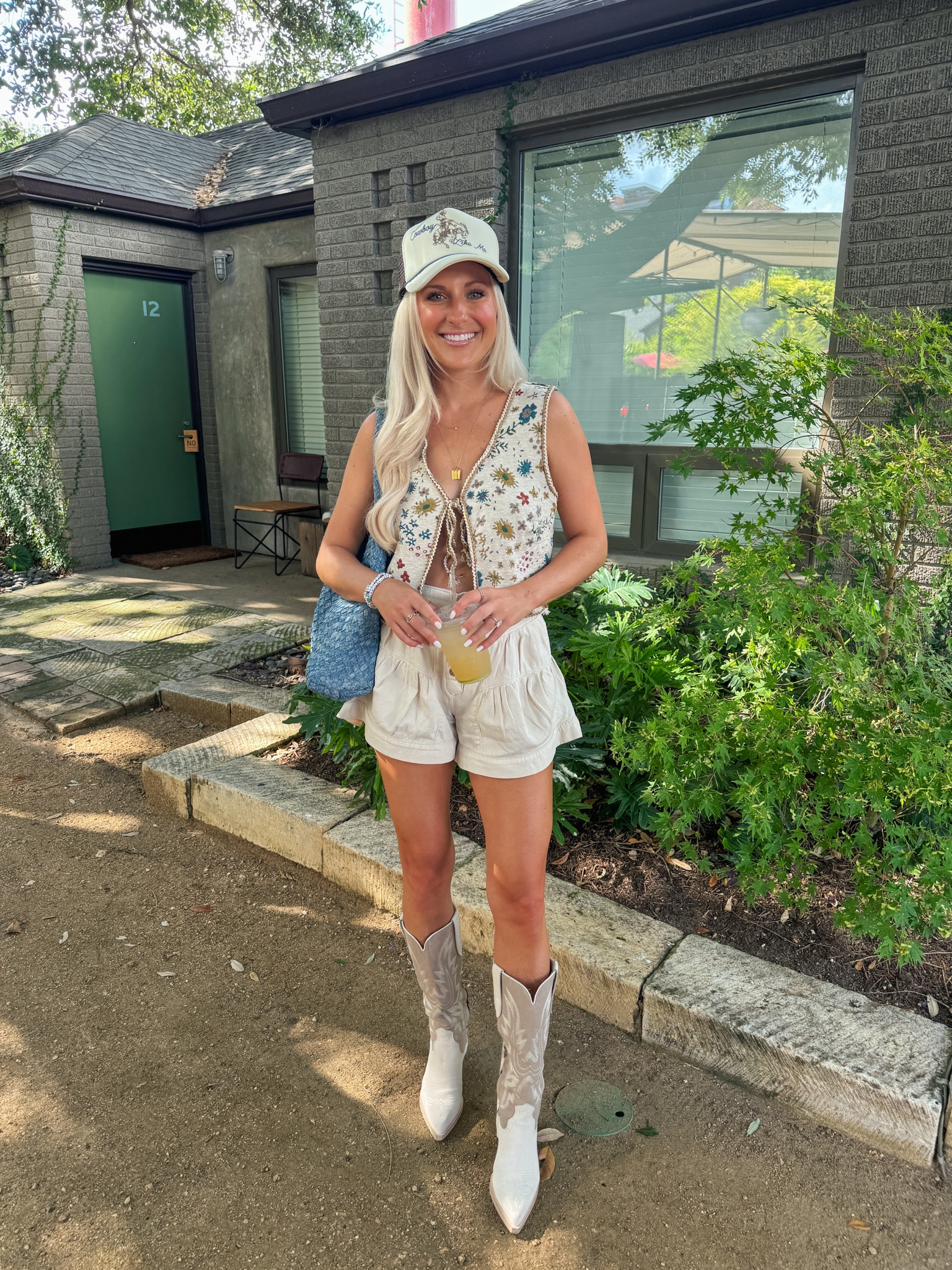 Vest: Small
Shorts: XS


#LTKFindsUnder50 #LTKStyleTip