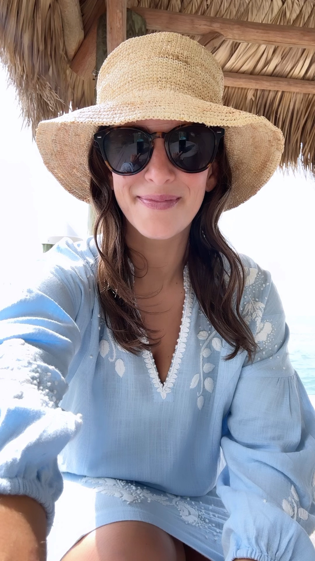 @cartolinanantucket caftan styled two ways 💙 Cartolina sent me one of their new pieces before my trip and this beautifully embroidered linen caftan can be worn as a cover up or dressed up for a vacation night out! It comes with the belt seen in the second look too! I’m wearing size small 💙