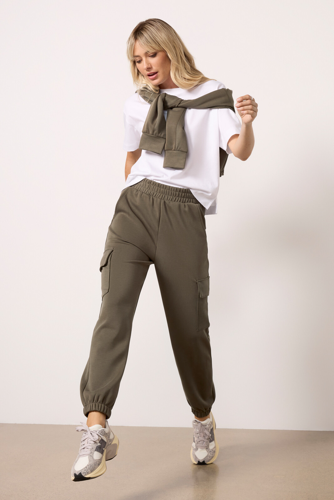 Ari Cargo Jogger | Evereve