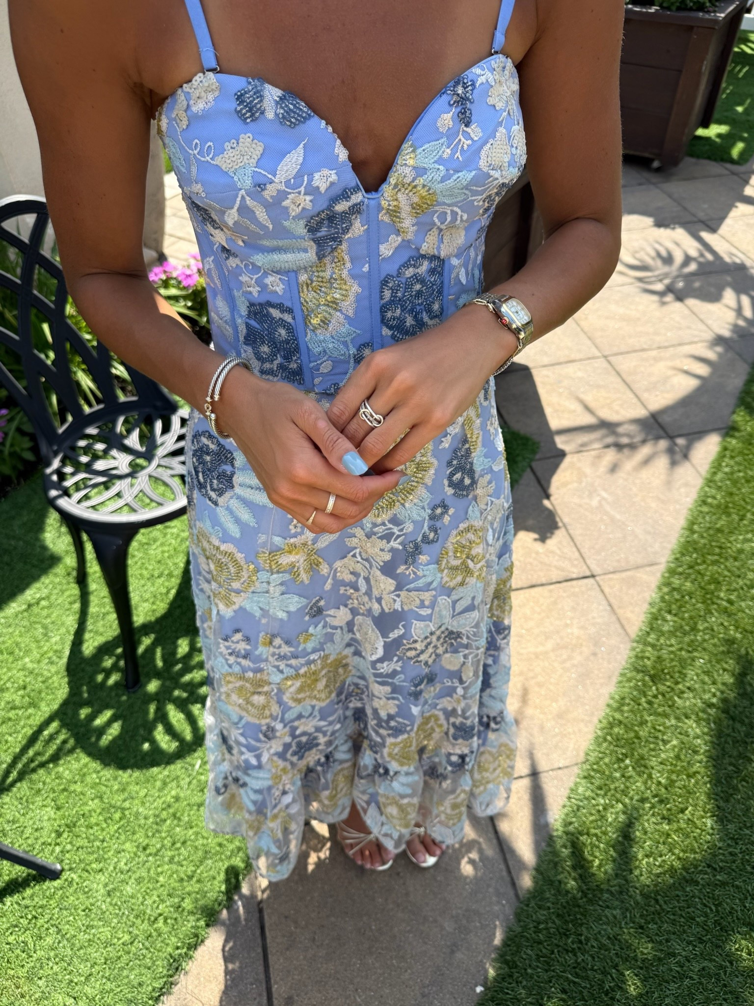 The prettiest bridal shower dress 💙