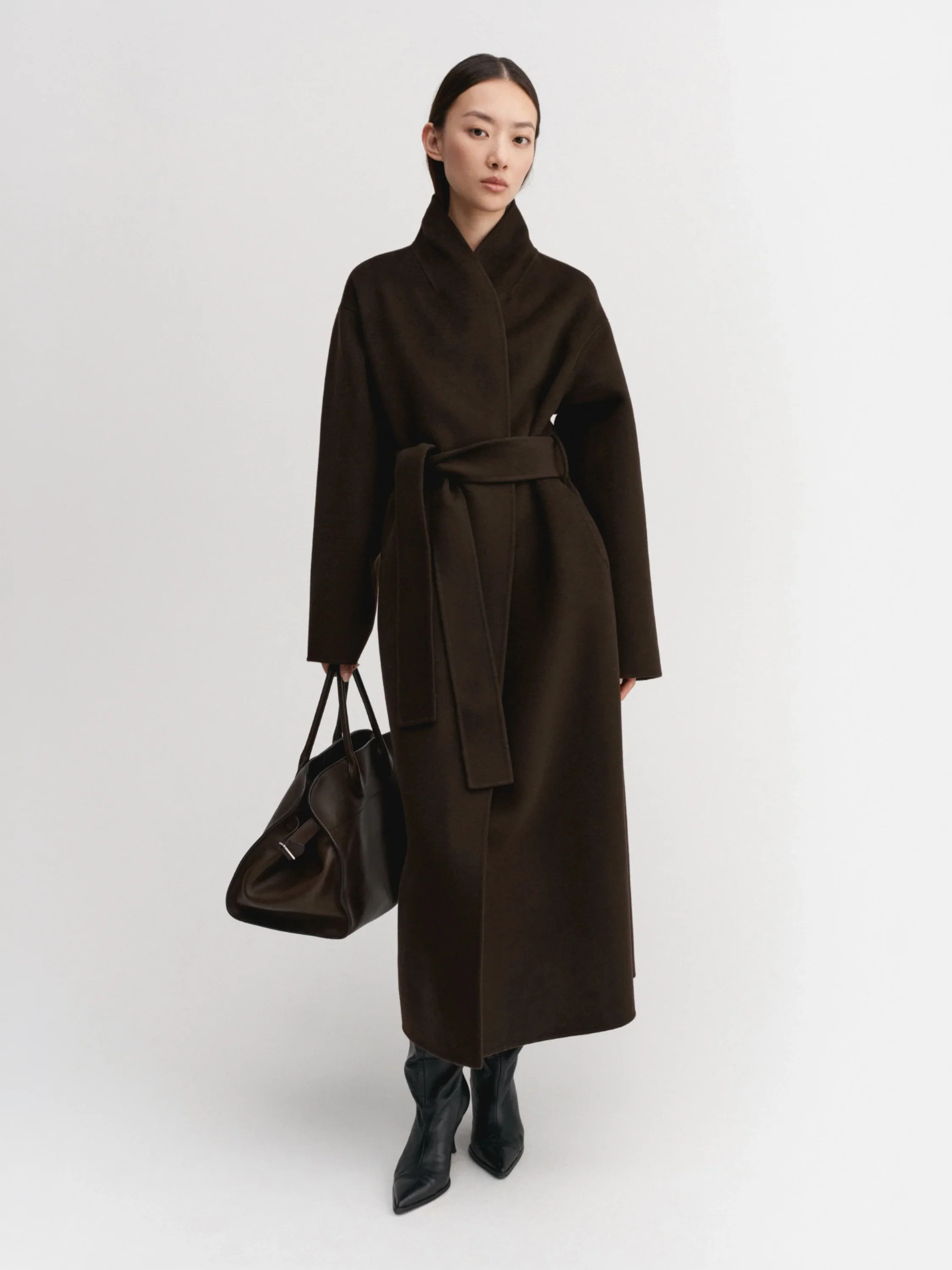 Mara Doublé Coat, chocolate | Almada Label
