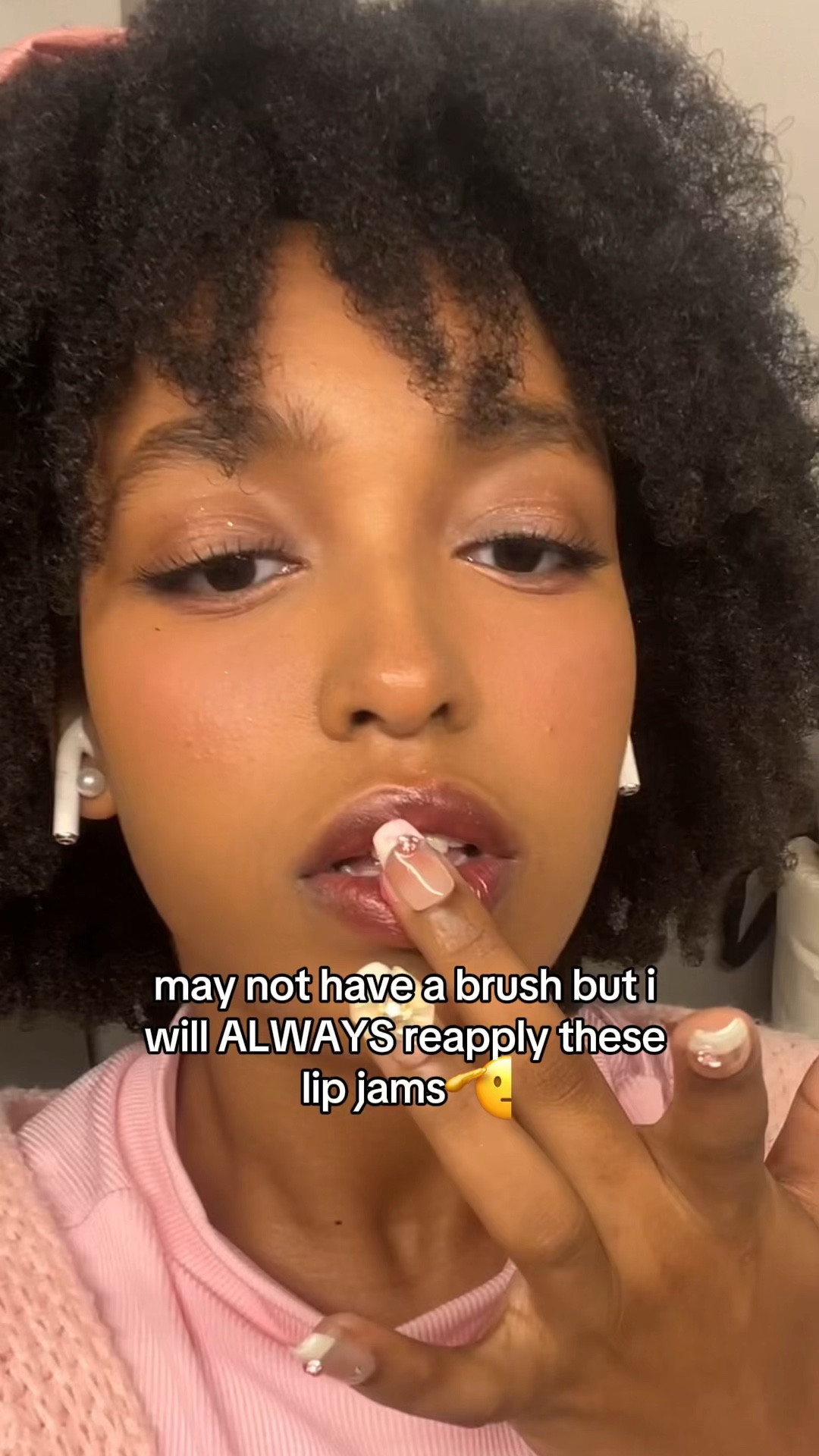 these glossy lip jams are so cute!! lip gloss in a jar 🤭




glossy lips, lip gloss, pink lips, glossy pink lips, lip mask

#LTKGiftGuide #LTKVideo #LTKbeauty