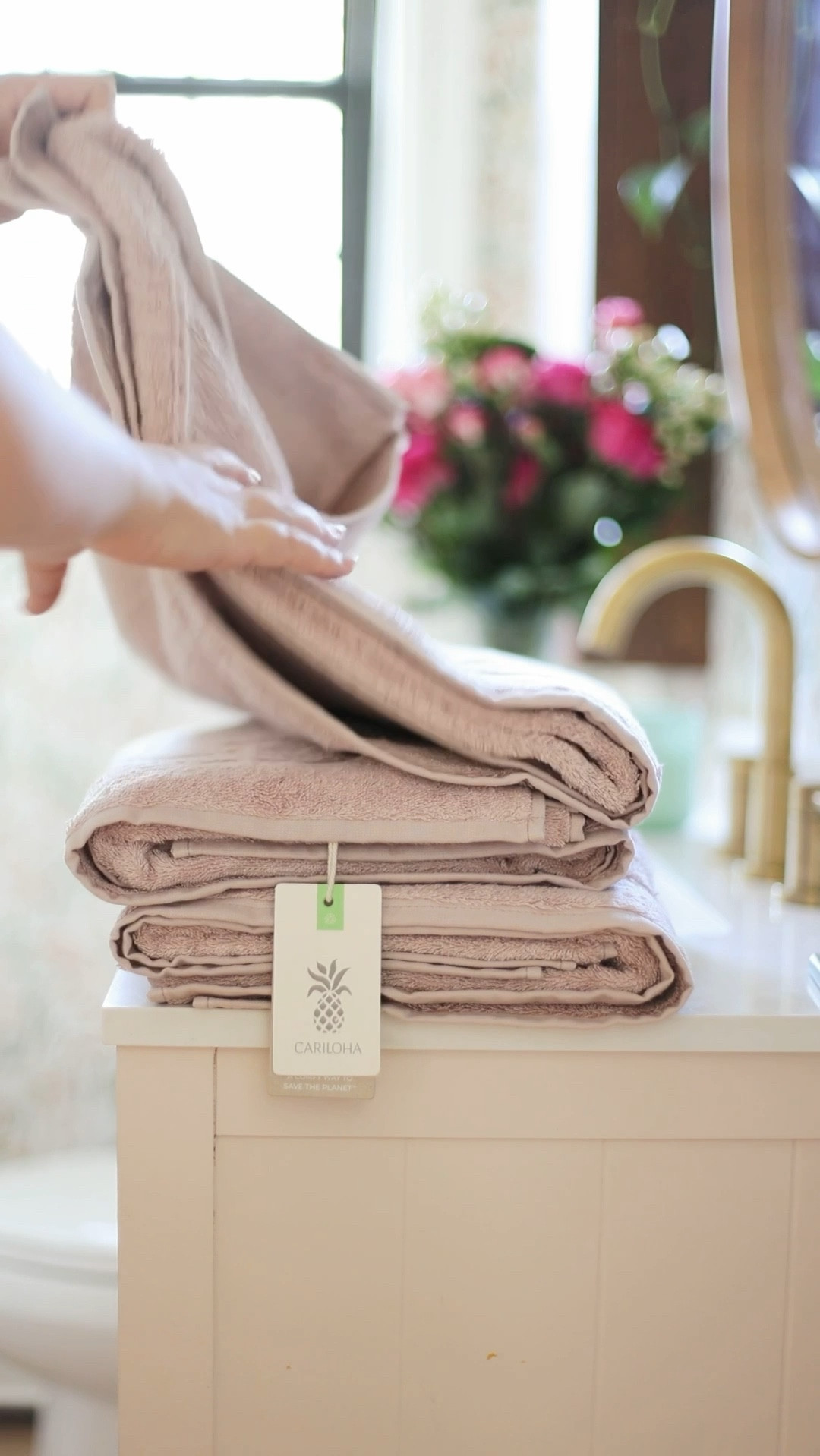 mini spa day from my own bathroom with these gorgeous @cariloha towels. Everything I have from Cariloha is so good and luxurious. I bring my Cariloha robe with me when we travel and am tempted throw these towels in my bag now too! #ad use code LANEY30 to save!

#LTKHome