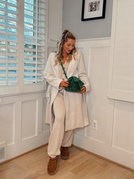 Winter white outfit 
Gift guide for her 
Holiday outfit 
Amazon set
Amazon
Dupe 
Newbalance.com
Uggs
Gift guide 

#LTKHoliday #LTKfindsunder50 #LTKGiftGuide