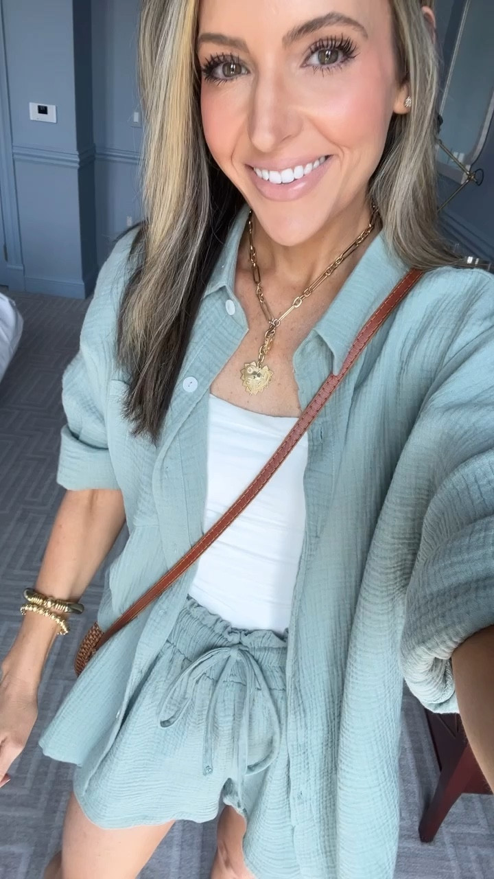 Love the gauzy cozy material! The paper bag shorts with functional drawstring & pockets. You’ll love this for vacation, work from home, or everyday casual! TTS


#LTKSaleAlert #LTKFindsUnder50 #LTKStyleTip