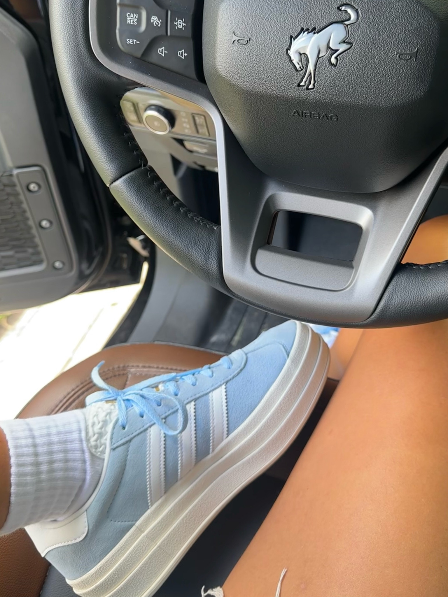 New sneakssss