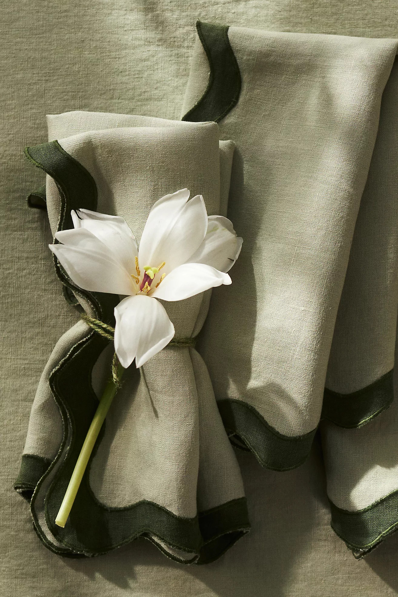 Bed Threads Scalloped Linen Napkins, Set of 4 | Anthropologie (US)