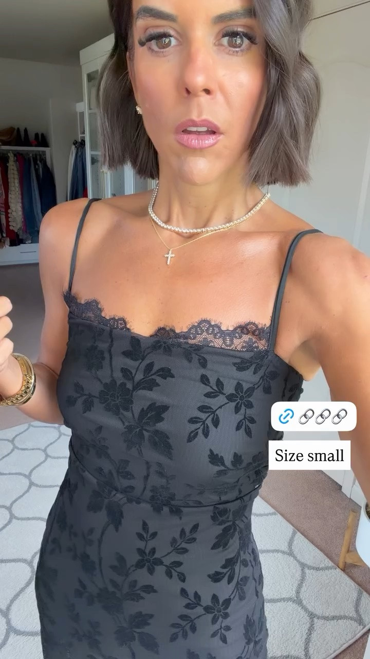 Size small

#LTKdayinmylife #LTKgrwm #LTKWedding
