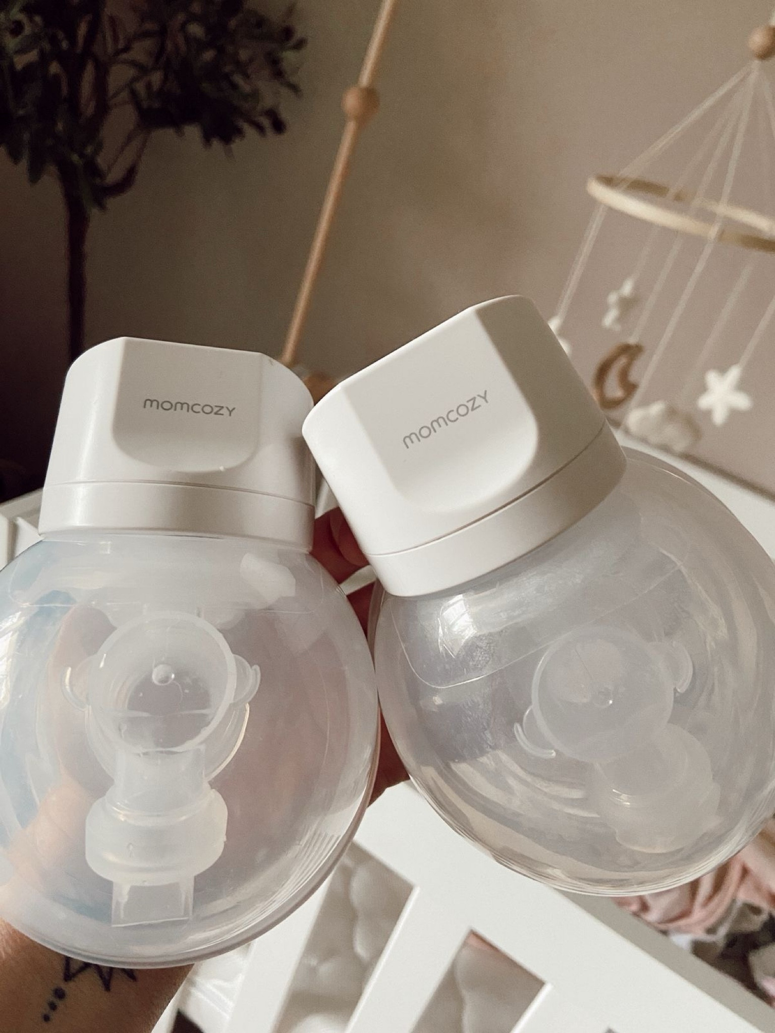 One of my favorite wearable breast pumps! 
#breastpump #pumpingmom #breastmilk #breastfeeding #moms


#LTKBump #LTKFamily #LTKBaby