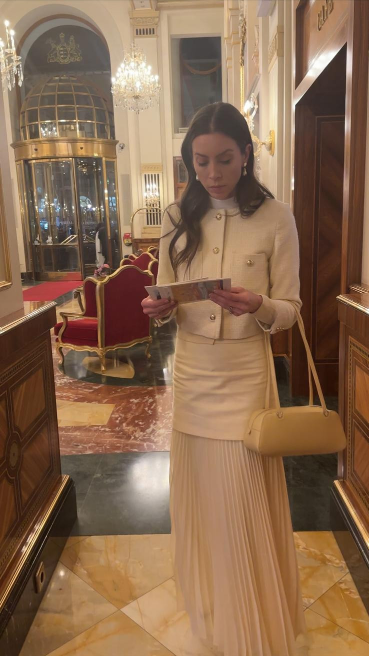 Butter yerllow tailored knit jacket + pleated midi skirt for a timeless neutral look.

All pieces are linked on LTK. You can favorite items for price alerts. 

 #LTKdayinmylife #LTKootd #LTKTall