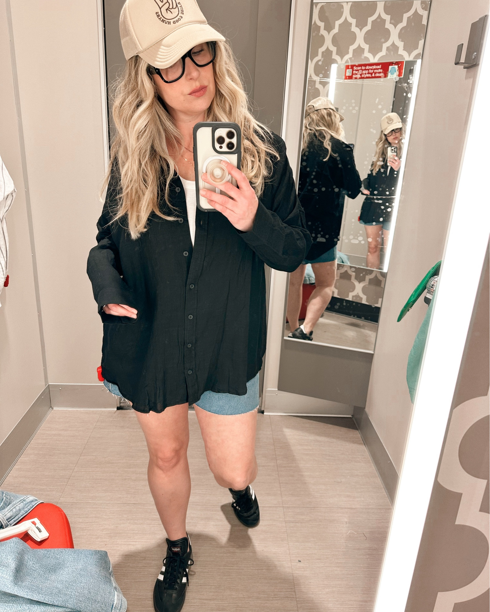 Summer staples #lightweight #buttondown #target #midsize

#LTKstyletip #LTKover40 #LTKmidsize