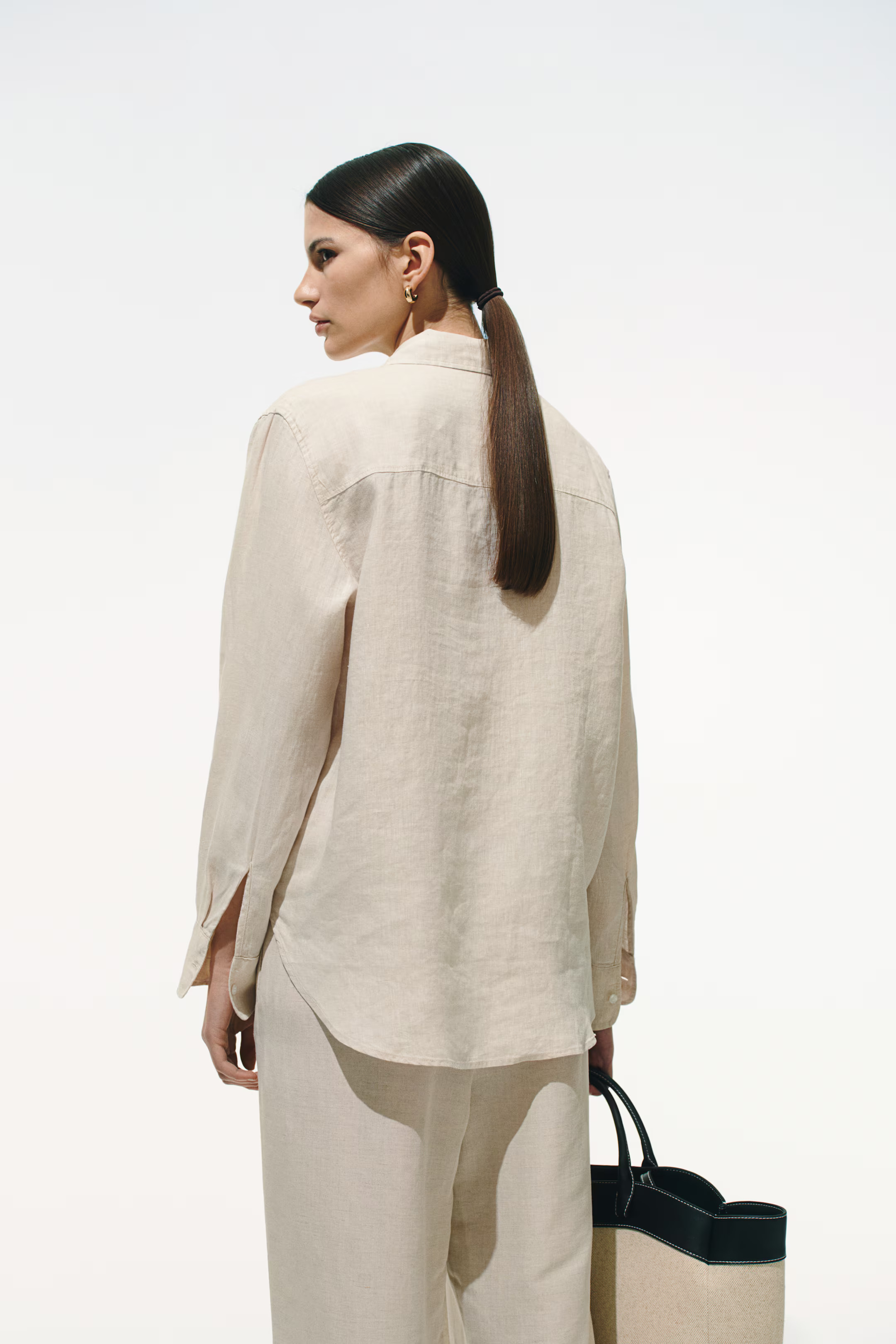 Light beige | H&M (US + CA)