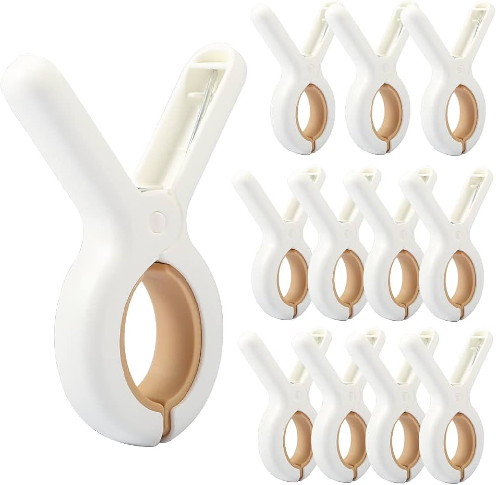 PAMISO 12 PCS Beach Towel Clip, Cloth Pins, Quilt Drying Clip, Plastic Clothespins, Strong Grip H... | Amazon (US)