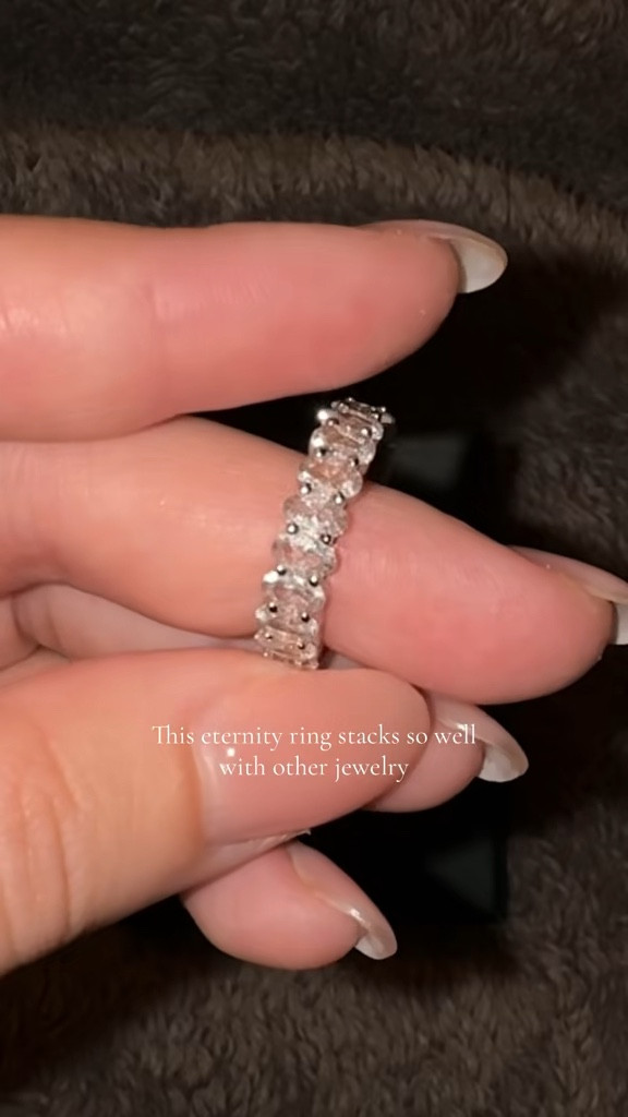 The cutest, stackable eternity ring. AND it’s affordable! 
#pavoi #pavoijewelry #rings #eternityring #stackablerings 

#LTKStyleTip #LTKFindsUnder50 #LTKGiftGuide