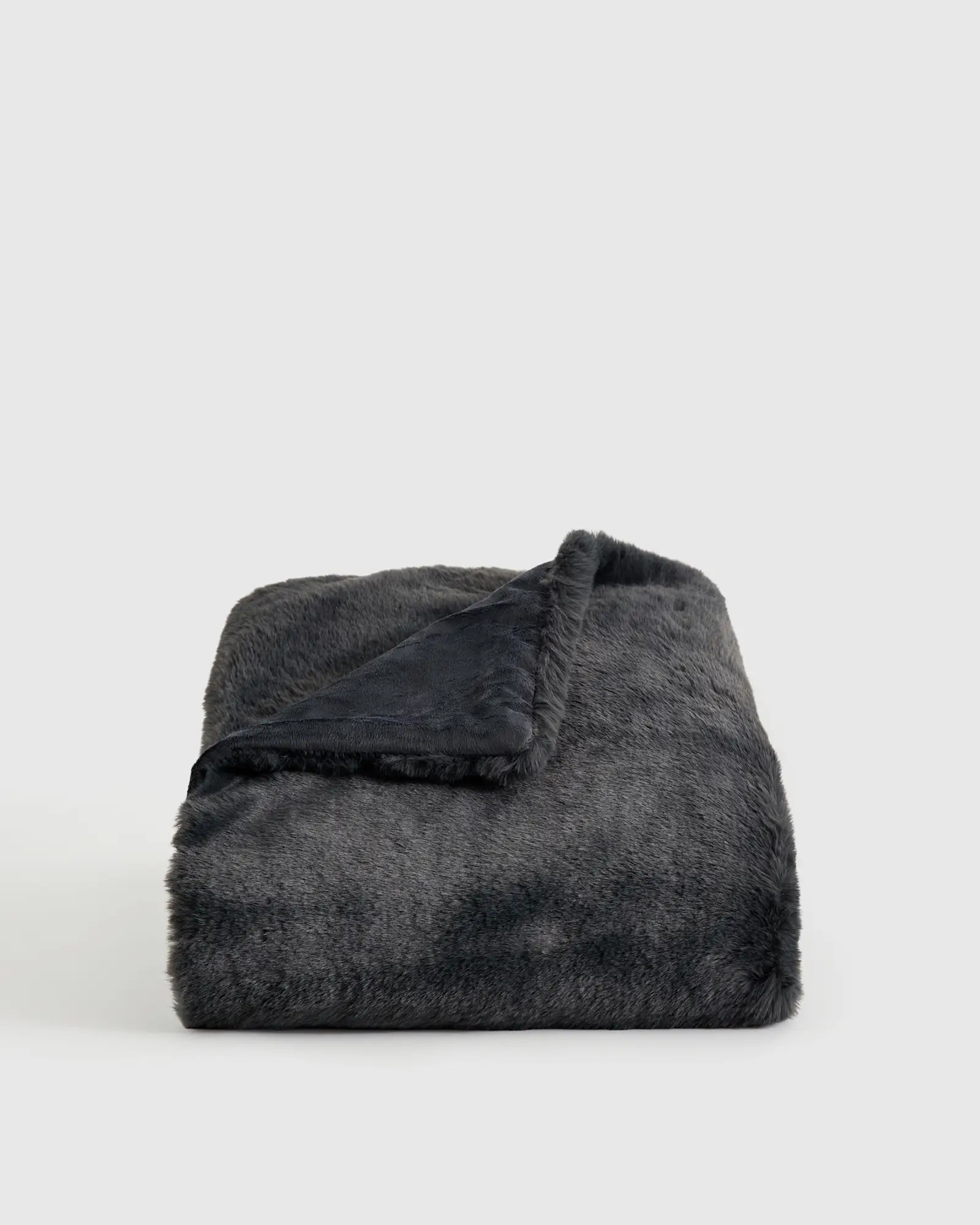 Luxury Faux Fur Throw in Slate | Quince