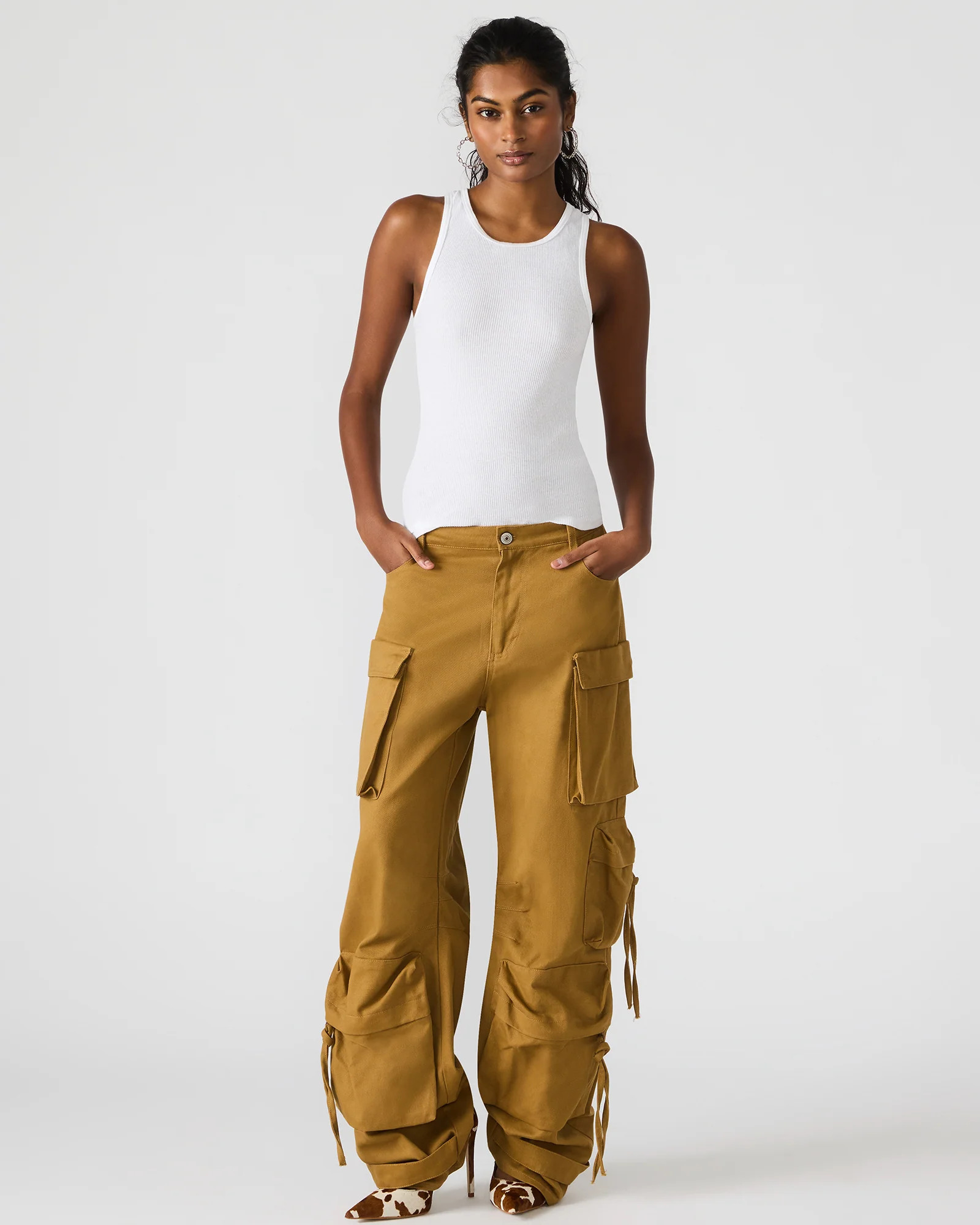 DUO Khaki Women's Utility Cargo Pants | Steve Madden (US)